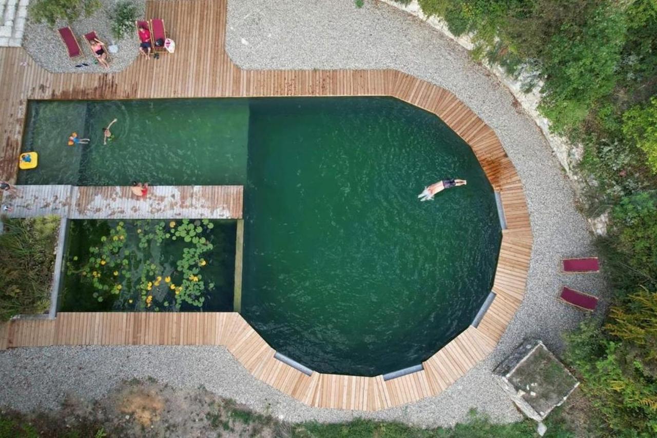 Gite Les Cabanes De Fallot Pour 15 Personnes - Piscine Naturelle L'isle-Bouzon Exterior foto